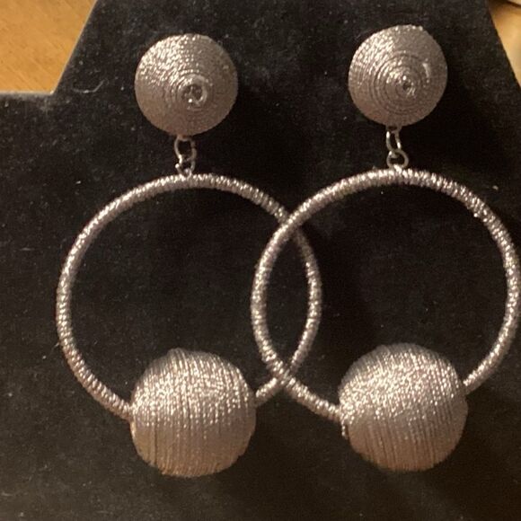Grey Wrapped Dangle Ball Earrings - Picture 2 of 8